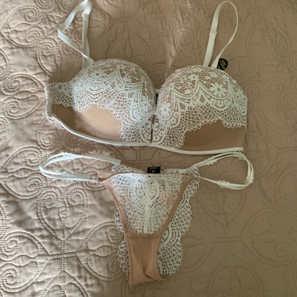 VS sexy bra and panty set